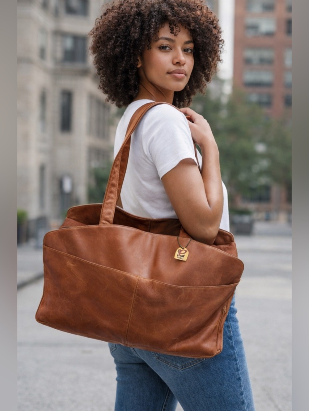 Piel Saddle Leather Weekender Shopper Carry On Large Bag